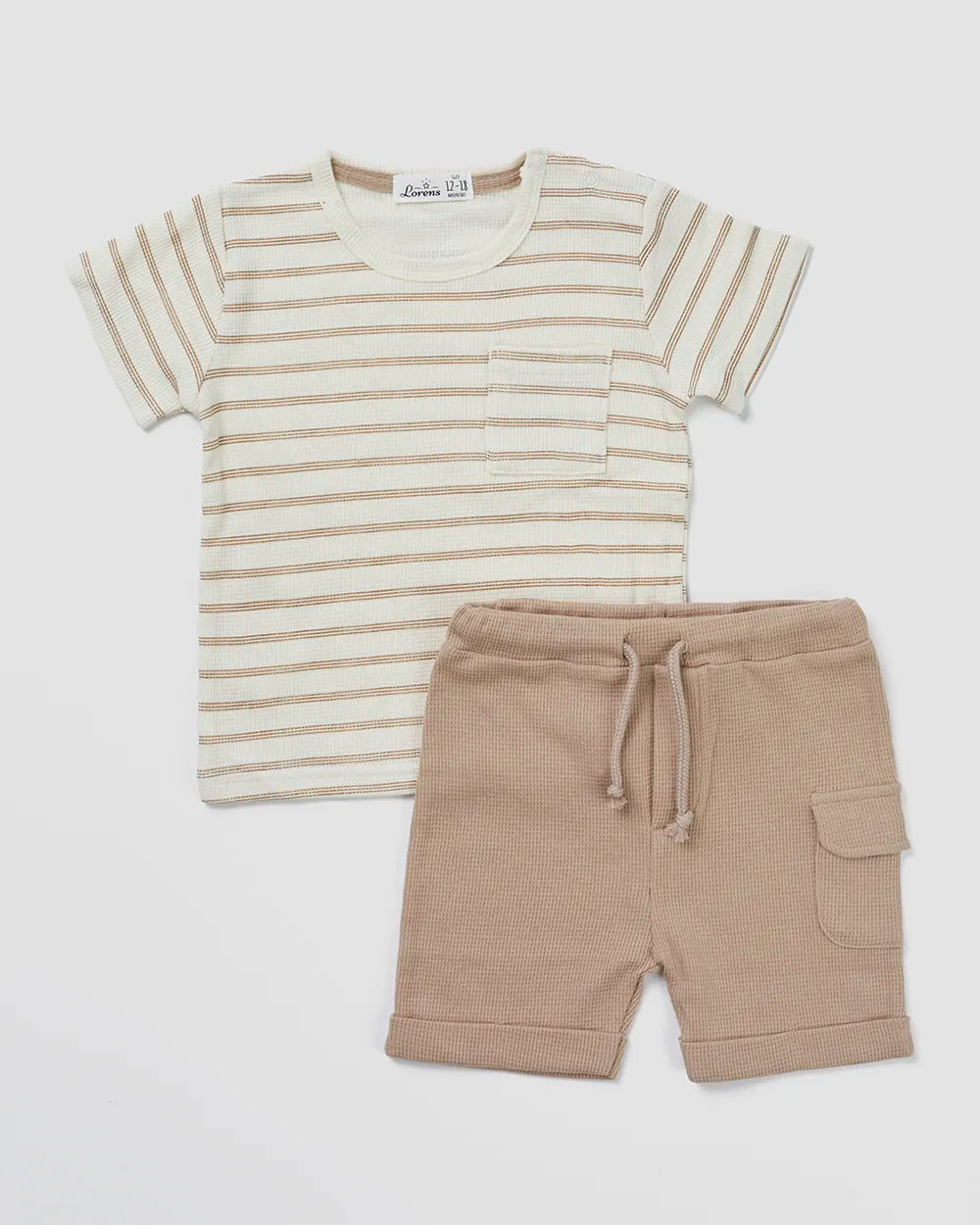 סט חולצה ומכנס קצר פיקה Stripes | אופוויט ומוקה