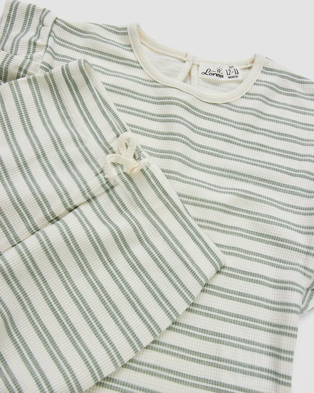 סט חולצה ומכנס קצר פיקה Stripes | אופוויט