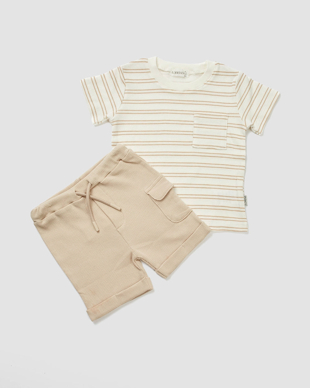 סט חולצה ומכנס קצר פיקה Stripes | קרם
